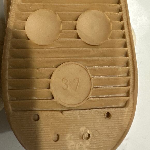 Novesta Star Dribble High Top Cream and Gum Sole Sneaker, EU 37, Size US 7, NWOT - Picture 6 of 6